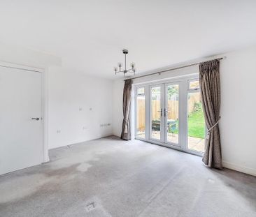 2 bedroom semi-detached house to rent - Photo 1