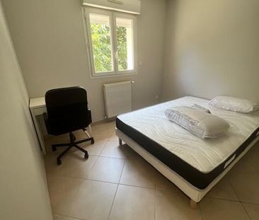 GRATTE CIEL / RUE JOSEPH GILLET CHAMBRE DANS MAISON 78M2 , Villeurbanne - Photo 3