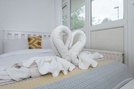 1 Bed Flat, Hazel Grove, SE26 - Photo 5