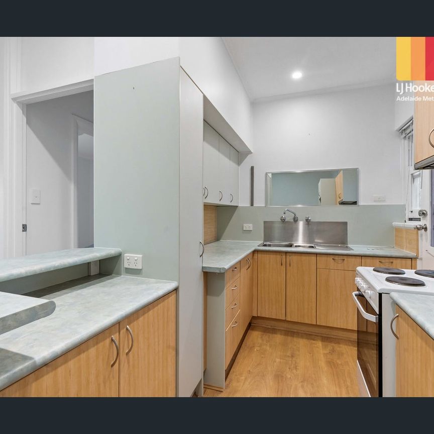 4/35 Harvey Terrace, Glenelg North, SA 5045 - Photo 1