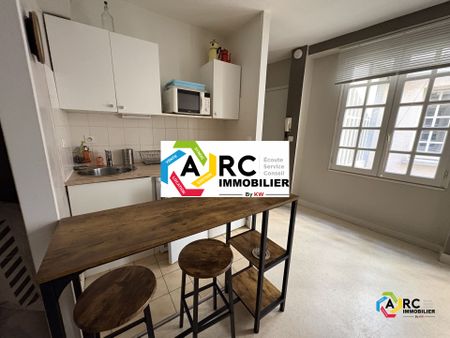 Location Appartement 1 pièce 31m² ORLEANS 45000 - Photo 3