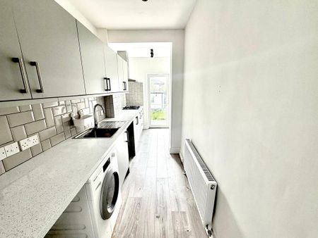 3 bedroom house to rent - Photo 4