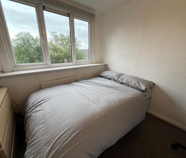 Stanmore Avenue, Burley, LS4 2RP, Leeds - Photo 6