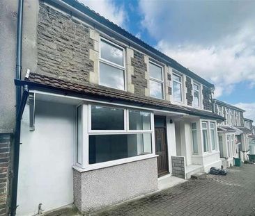 St. Michaels Avenue, Pontypridd, CF37 - Photo 1