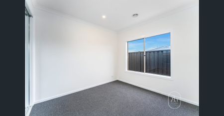 Brand New 4-Bedroom Family Home with 6.65kW Solar System - Photo 5