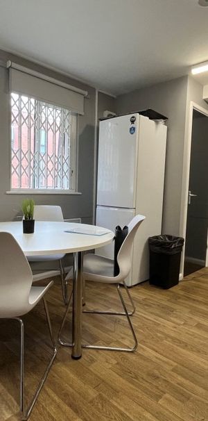 St. Marks Street, LEEDS - Photo 1