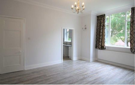 3 bedroom semi-detached house to rent - Photo 5