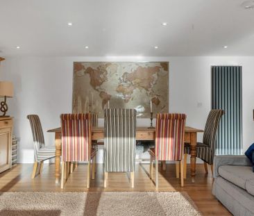 4 bedroom detached house to rent - Photo 6