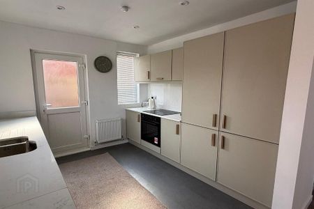 36 Cumberland Drive, Dundonald, Belfast, BT16 2AT - Photo 5