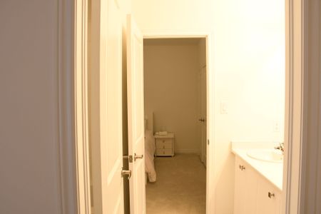 For Lease - 3141 Blazing Star Avenue, Pickering, Ontario - Photo 5