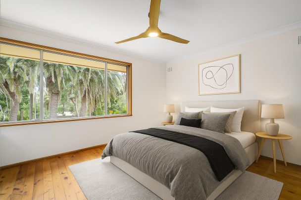 Coastal Comfort in a Prime Mona Vale Location - Photo 1