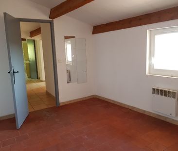 Appartement T2 de 56m² - Dernier étage - Lorgues, - Photo 1
