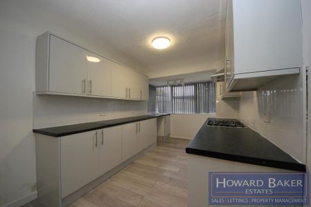 2 bedroom detached bungalow to rent - Photo 2