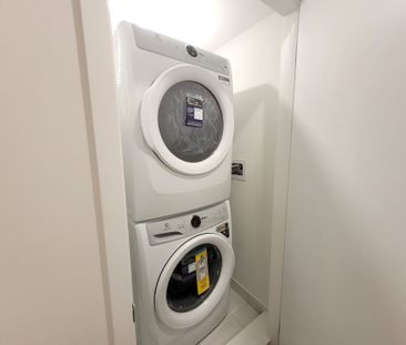 For Lease - 151 Honeycrisp Crescent Unit# TH 165, Vaughan, Ontario - Photo 3