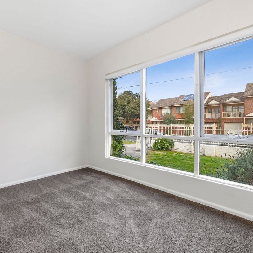 1/14 Walsh Street, Ormond, VIC 3204 - Photo 1