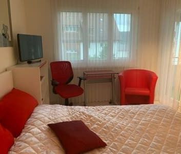 Möblierte 2,5-Zimmer-Wohnung mit eigener Waschküche - Photo 5