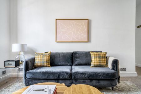 2 Bed Flat, Carlton House, W1T - Photo 3