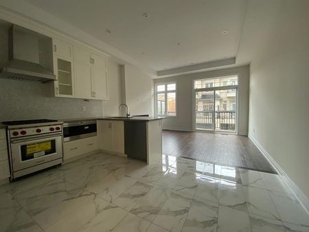 For Lease - 63 New Yorkton Avenue, Markham, Ontario - Photo 4