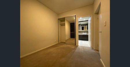 Nearly New 2 Bedroom, 2 Bathroom, 1 Parking Apartment – Zetland - Photo 2