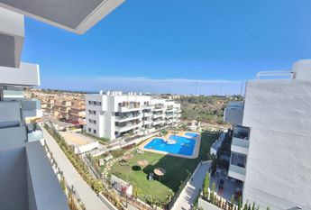 Ref.7522 Modern 2-bedroom apartment with garage in the gated community “Aire by TM”