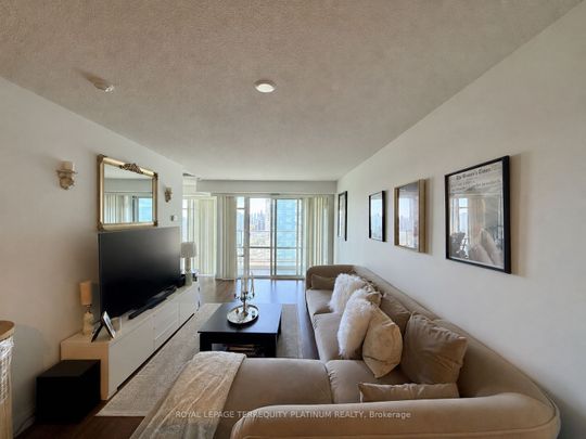 Quantum North Tower Lofts , #2703 - Photo 1