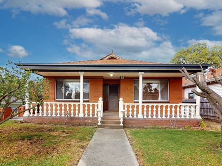 70 Devon Avenue, Coburg VIC 3058 - Photo 2