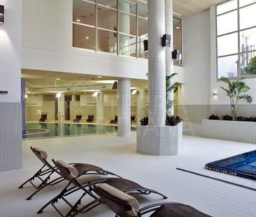 Modern style 2 bedroom ground floor apartment on the beachfront for... - Photo 1