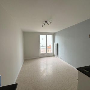 Location Appartement 1 pièce 18m² CLERMONT FERRAND 63000 - Photo 2