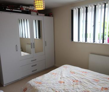 2 bedroom semi-detached house to rent - Photo 2