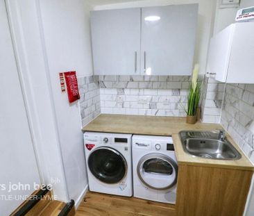 Studio to rent - Photo 6