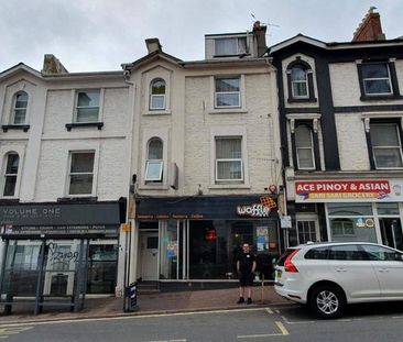 3 bedroom flat to rent - Photo 1