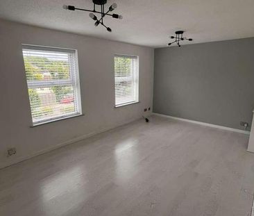 Lower Furney Close, High Wycombe, HP13 - Photo 6