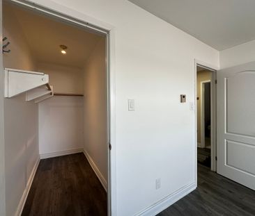 For Lease - 987 Pape Avenue Unit# 2, Toronto, Ontario - Photo 3