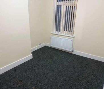 Knighton Lane, Leicester, LE2 - Photo 3