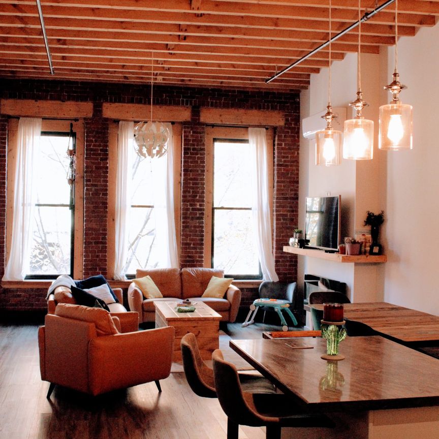 99 Germain Suite 201 - Photo 1