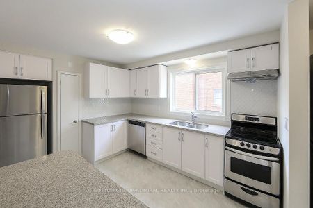 For Lease - 28 Garthdale Court Unit# Unit 2, Toronto, Ontario - Photo 4