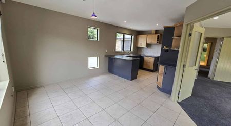 3 Bedroom Home - Photo 2