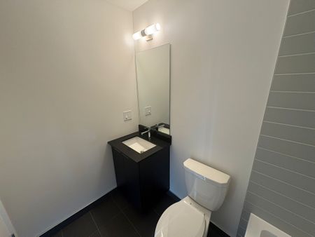 For Lease - 3071 Trafalgar Road Unit# 1609, Oakville, Ontario - Photo 3