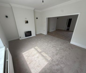 3 bed terraced house to rent in North Thorn, Shield Row, Stanley, C... - Photo 2