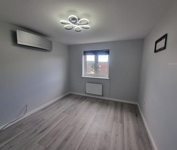 Kingfisher Drive, Lydney - Photo 4