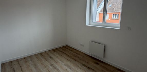 Location Appartement 2 pièces 47m² GUINES 62340 - Photo 2