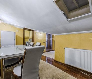 Piata Unirii, studio mansarda atipica ideal 1-2 persoane (inaltime ... - Fotografie 2