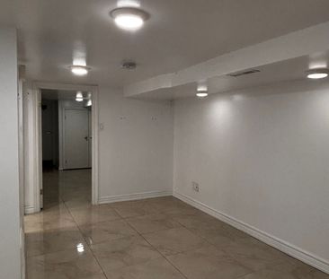 For Lease - 433 Symington Avenue Unit# Basement, Toronto, Ontario - Photo 6