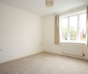 Henderson Avenue, Guildford - Photo 5
