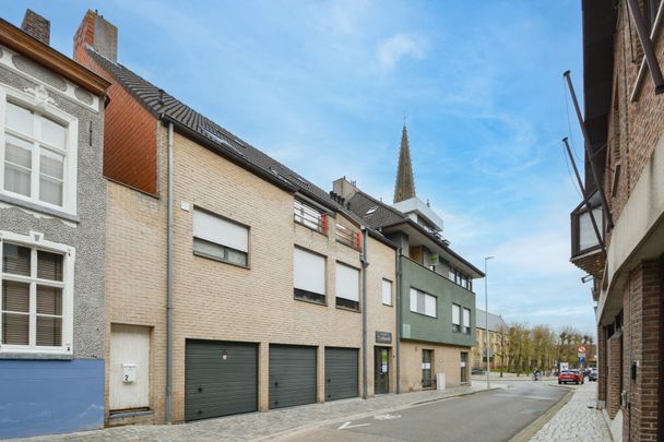 Lichtrijke studio in het hartje van Rumbeke - Foto 1