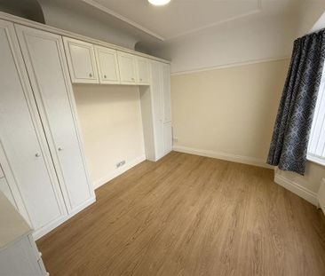 2 bedroom semi-detached bungalow to rent - Photo 6