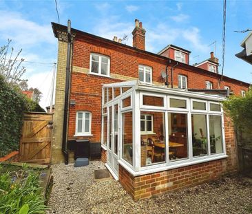 3 bedroom end of terrace house to rent - Photo 5