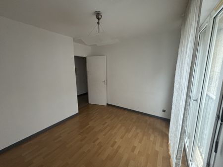 APPARTEMENT T3 QUARTIER HENRIVILLE - Photo 2