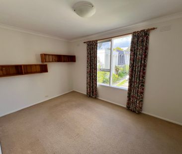 2/26 Edgevale Road, Kew, Vic 3101 - Photo 2
