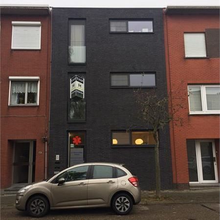 Prachtig recent nieuwbouwappartement met 2 slaapkamers en terras. - Foto 1